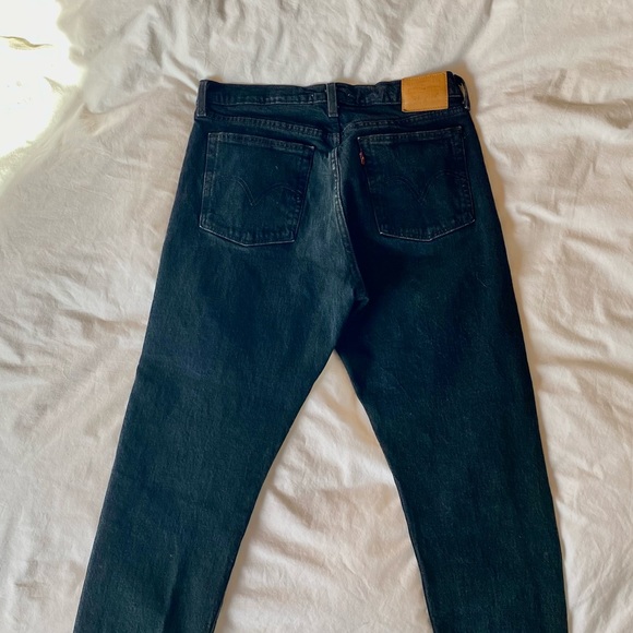 Levi’s Wedgie black jeans. Like new - Picture 4 of 4